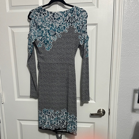 Elegant Nicole by Nicole MillerTeal and Black Patterned Dress size M/M - Picture 3 of 11